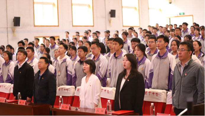 安宁市“春风十里正青春 螳川青年建新功”五四主题团日活动在安宁中学举行 (1)3115.png