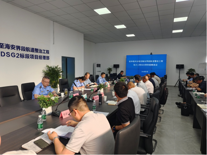 江苏盐城交通执法全力保障航道整治工程建设(1)239.png